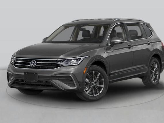 VOLKSWAGEN TIGUAN 4MOTION 2022 3VV2B7AX7NM078367 image